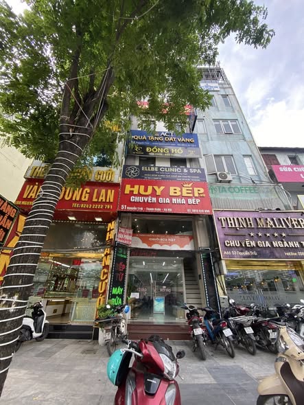 Bán nhà mặt phố Nguyễn Trãi, Thanh Xuân 121m² giá 46 tỷ - Kinh doanh sầm uất, 2 mặt tiền!