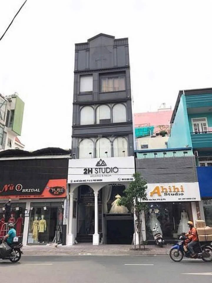 Nhà Mặt Tiền Hồ Văn Huê, Phú Nhuận 72.8m² giá 24 tỷ - Đầu tư sinh lời lý tưởng!