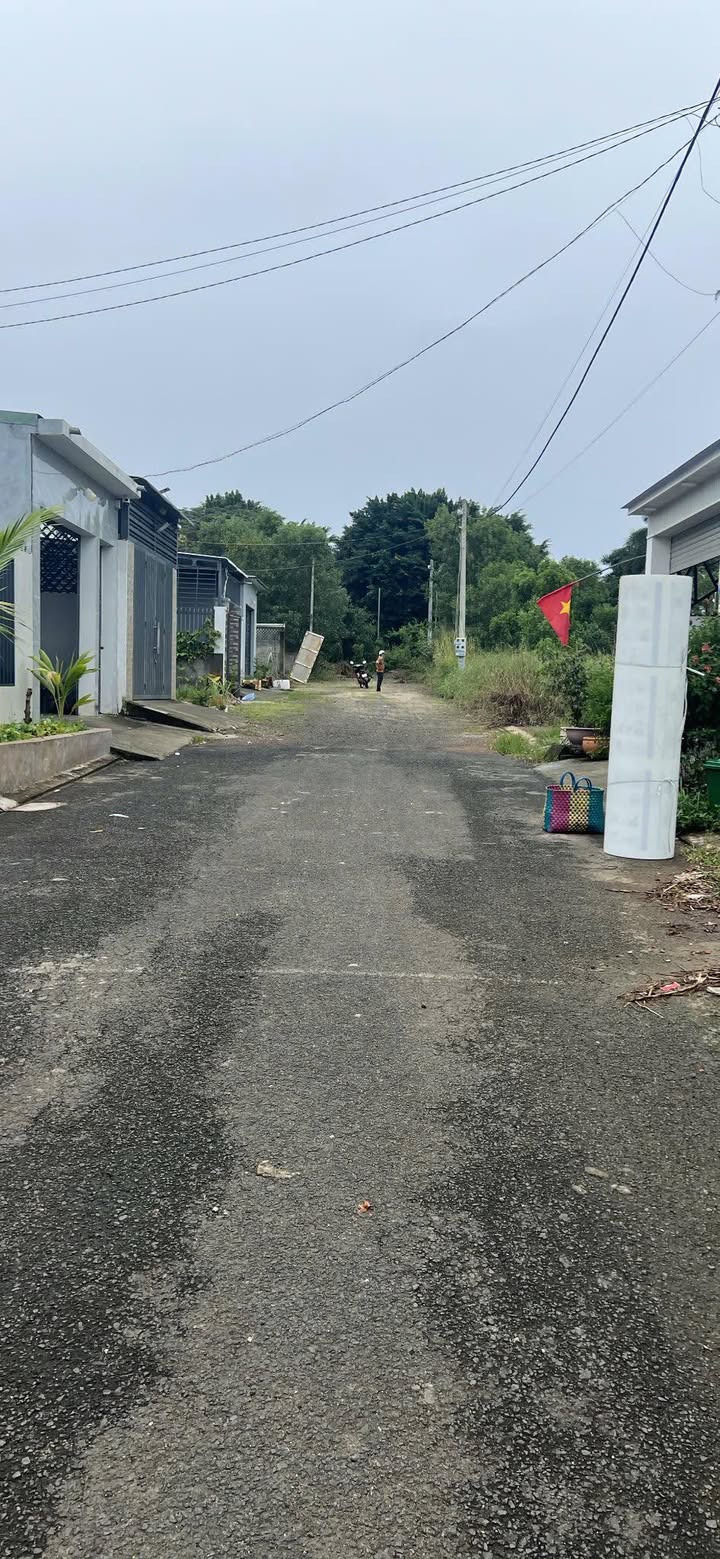 Đất nền Tân Xuân 90m² giá 1.2 tỷ - Cơ hội đầu tư hấp dẫn!