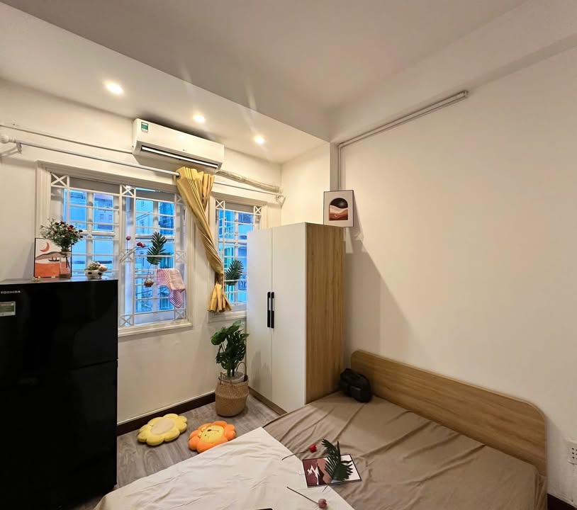 Phòng cho thuê tại Nguyễn Thị Minh Khai, Quận 1 - Full nội thất mới, giá thỏa thuận!