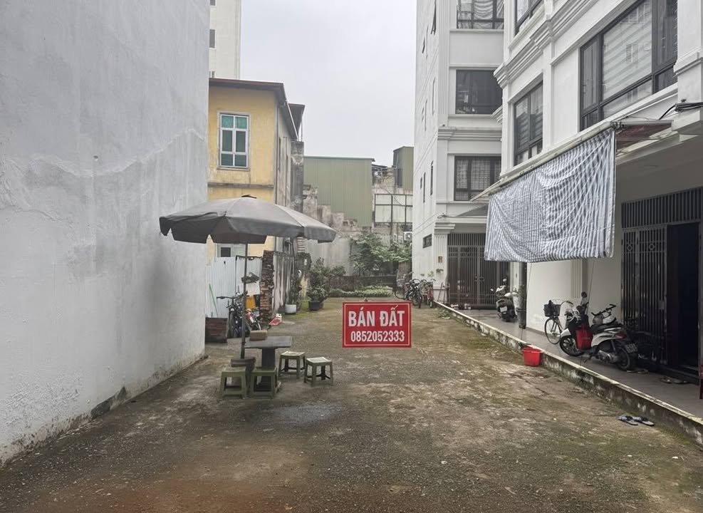 Đất nền quận Long Biên 173m² giá 26.9 tỷ - Mặt tiền 6m, lô góc siêu đẹp!