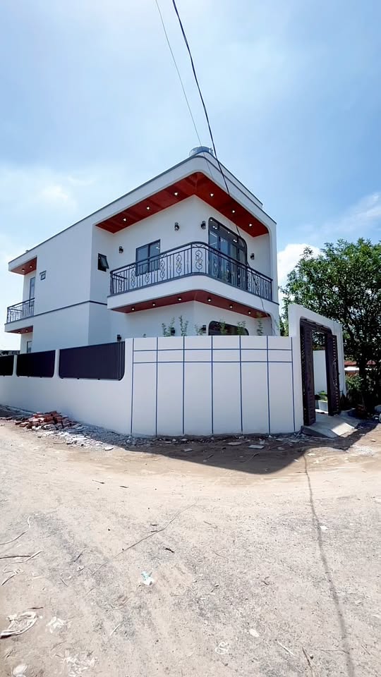 Nhà 2 mặt tiền Đức Hòa 108m² giá 2.7 tỷ - Sổ đỏ chính chủ, thổ cư