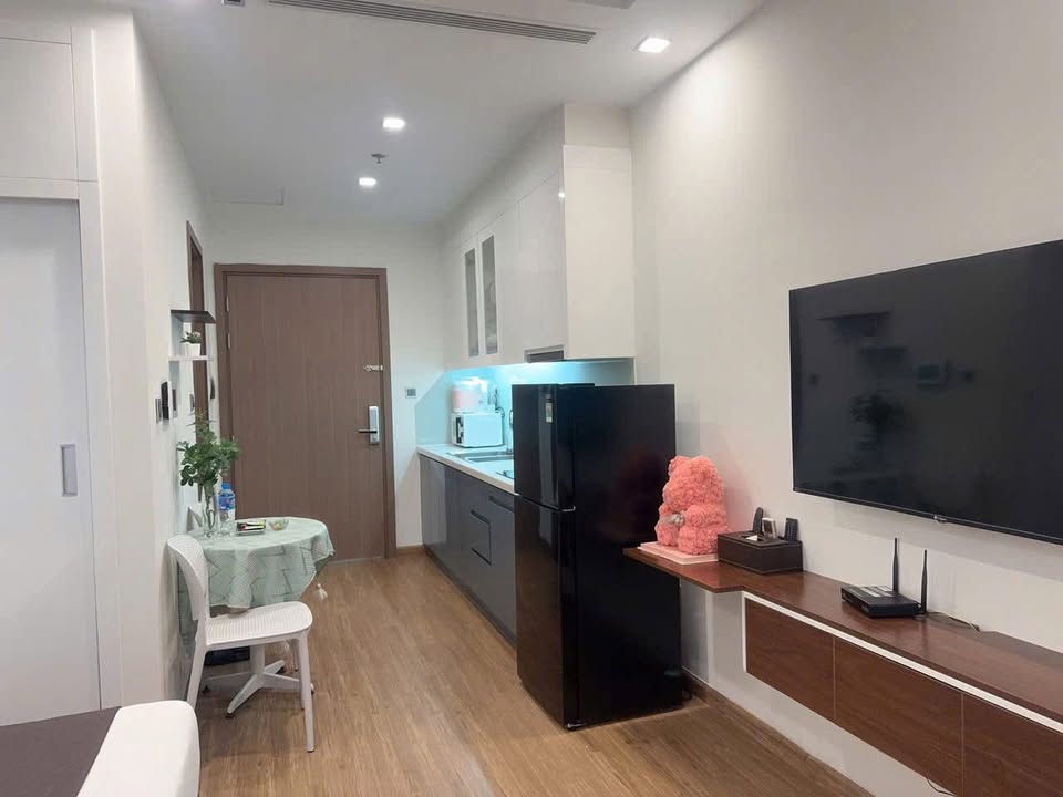 Căn hộ cho thuê tại Vinhomes Green Bay, 299 triệu - Không gian lý tưởng cho bạn!