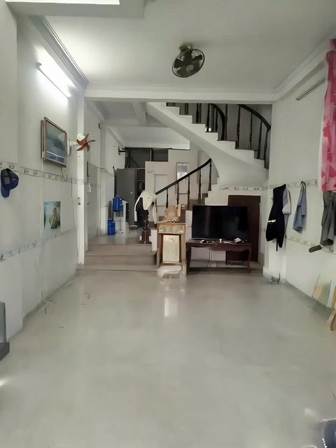 Nhà cho thuê tại Dĩ An 60m² - 4 phòng ngủ, giá 7 triệu/tháng - Đậu xe hơi trong nhà!