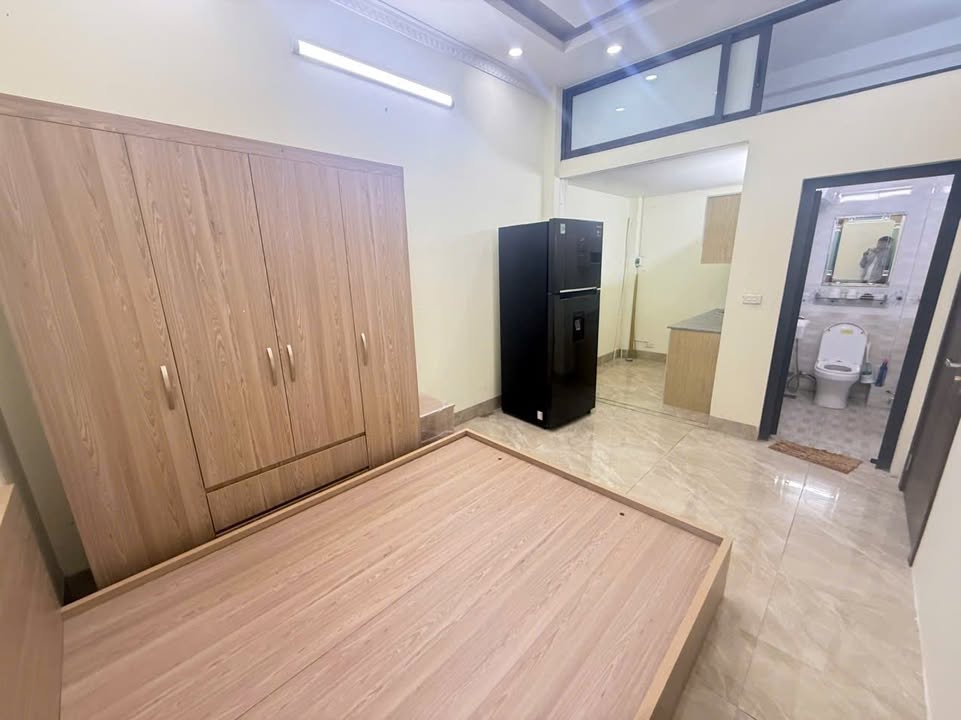 Cho thuê phòng studio 28m² tại Trần Duy Hưng, Cầu Giấy - Giá chỉ từ 4.5 triệu!