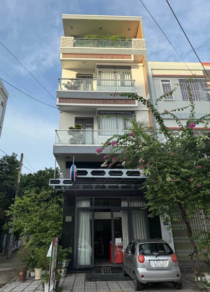 Bán căn góc mặt tiền Tố Hữu 40m² giá 4.8 tỷ - Đầu tư sinh lời ngay!