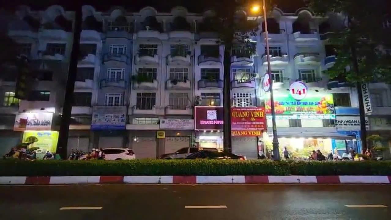 Bán căn nhà mặt tiền An Dương Vương quận 5, diện tích 161m² - Kinh doanh đa ngành thuận lợi!