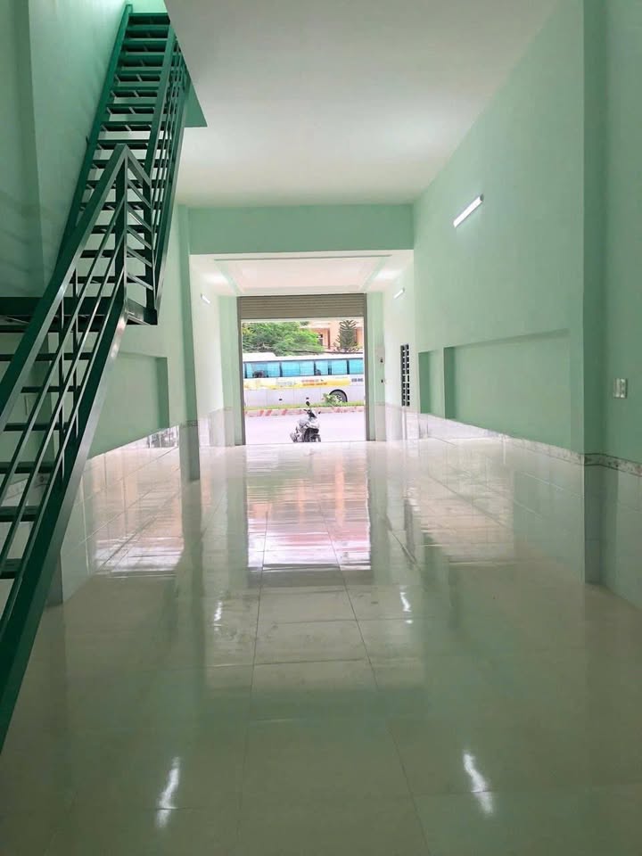 Nhà mặt tiền đường 3/2 Ninh Kiều 68m² giá 11 triệu - Kinh doanh đa ngành nghề