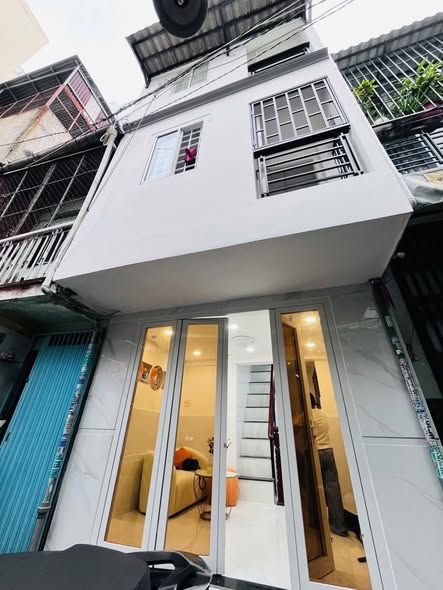 Nhà nhỏ xinh 3 tầng đường Âu Dương Lân, quận 8, 12.5m² giá chỉ 2.68 tỷ - Đầu tư an toàn!