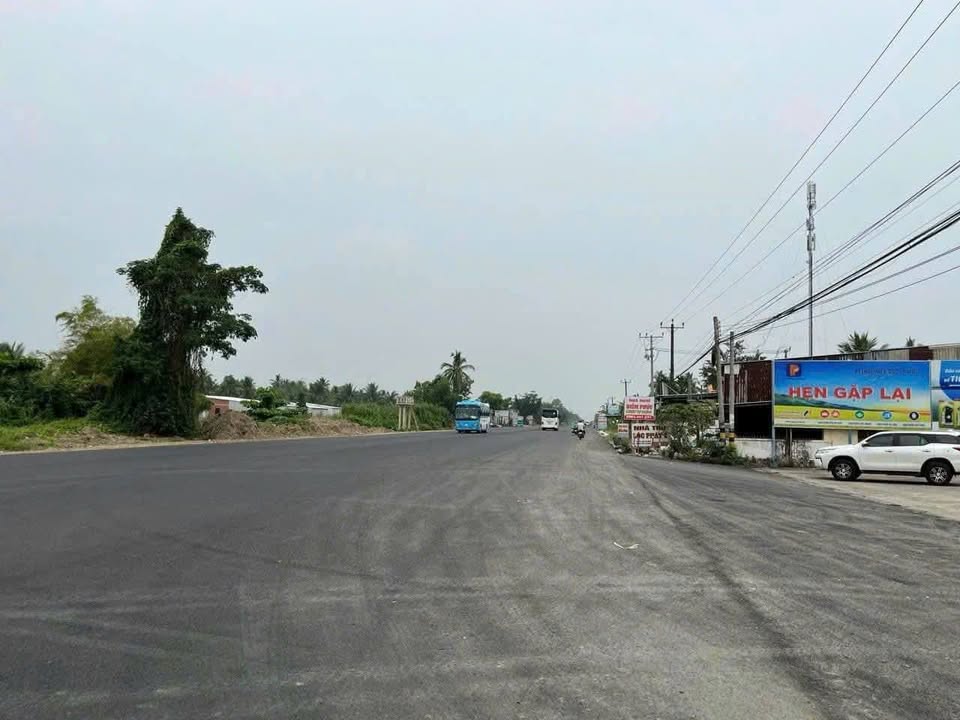 Bán đất mặt tiền Quốc lộ 1A, Châu Thành, Sóc Trăng 20.000m² - Tiềm năng kinh doanh lớn!