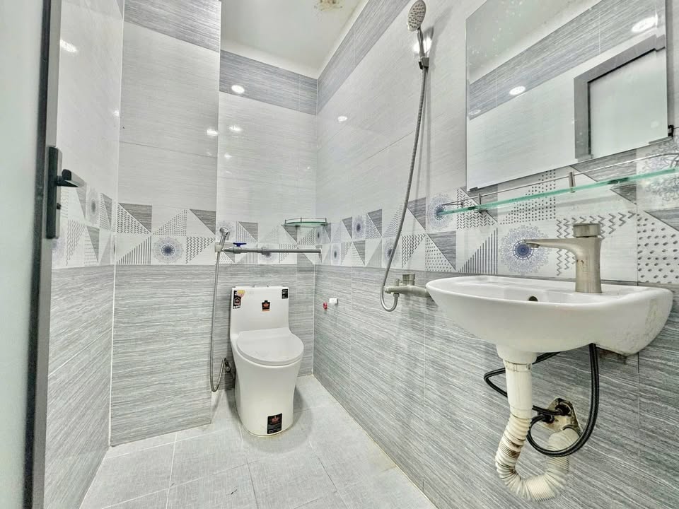 Phòng cho thuê tại 51 Thạnh Lộc 18, Quận 12 - Chỉ 3.1 triệu/tháng, đầy đủ nội thất!