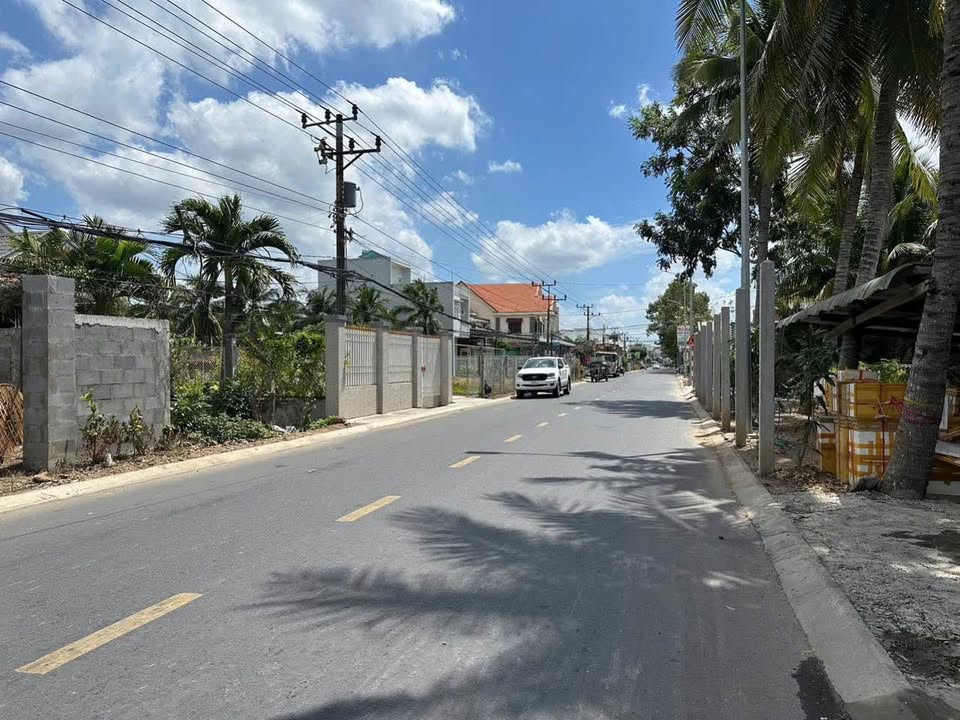 Đất nền 2 mặt tiền Đoàn Thị Nghiệp, Mỹ Tho 174m² giá chỉ 1.4 tỷ - Đầu tư sinh lời!
