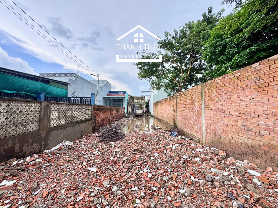 Đất nền thổ cư mặt tiền đường Phan Lương Trực 288m² giá 4.6 tỷ - Cơ hội đầu tư lý tưởng!