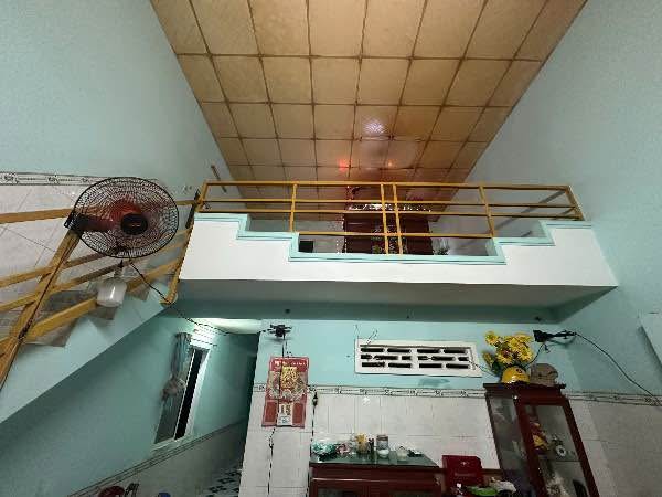 Nhà 1 trệt 1 lửng Vĩnh Thạnh 97.6m² giá 2.35 tỷ - Kinh doanh thuận lợi!