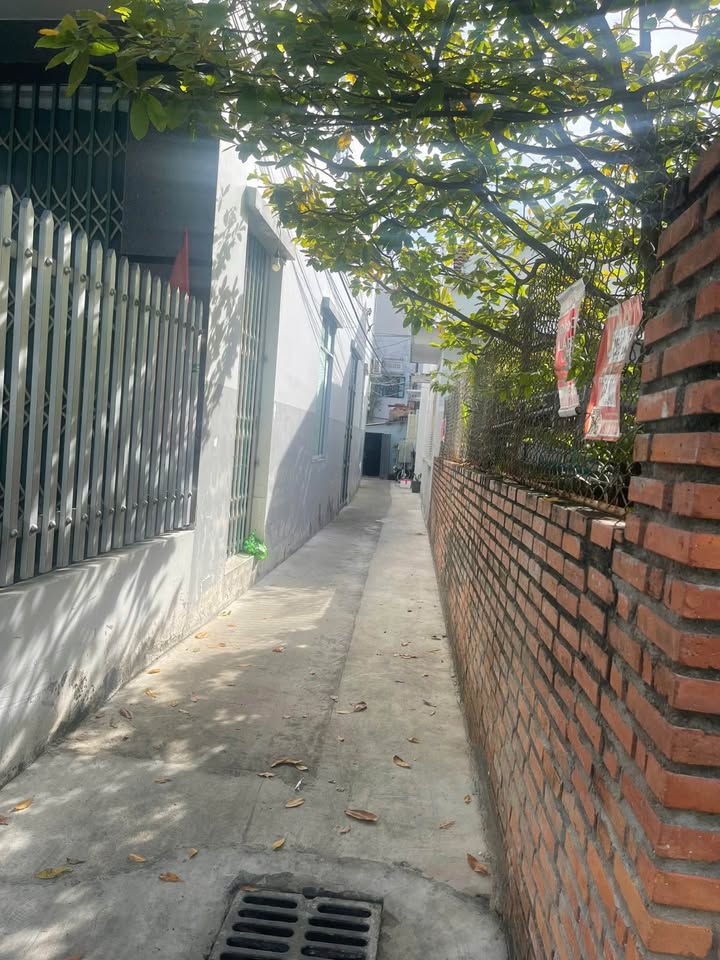 Nhà cấp 4 tại Hẻm Hà Thanh Nha Trang 44m² giá 2 tỷ - Bán gấp, thương lượng ngay!