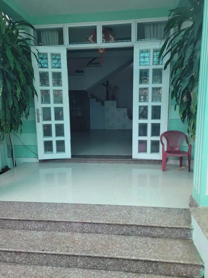 Nhà 2 tầng 2 mặt tiền đường Phú Đức, Vĩnh Hòa, Nha Trang 114m² giá 4.8 tỷ - Đầu tư sinh lời ngay!