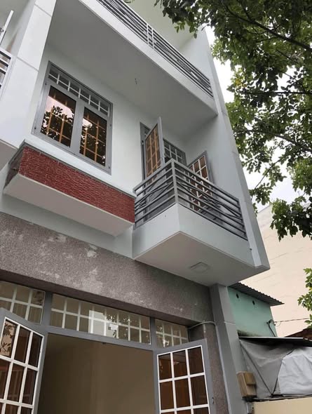 Nhà cho thuê Hẻm 3, phường Tân Thuận Tây, quận 7 - Không nội thất, thích hợp gia đình