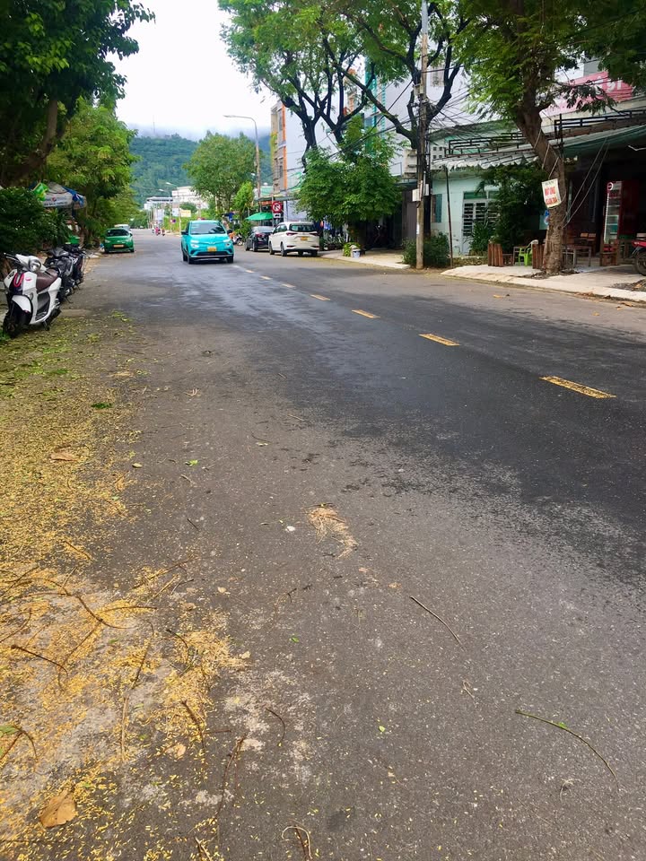 Đất mặt phố Trần Nhân Tông 62m² giá 6.5 tỷ - Sổ đỏ chính chủ, đầu tư sinh lời!