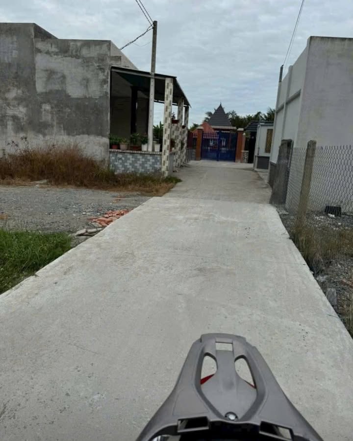 Đất thổ cư Bến Lức 554m² giá 3.5 tỷ - Gần trường học Nguyễn Văn Siêu!