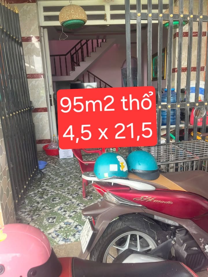 Nhà 1 trệt 1 lầu tại xã Phước Lý, Cần Giuộc, Long An 95m² giá 1.8 tỷ - Sổ hồng chính chủ!