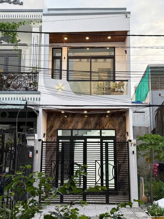 Nhà đẹp KDC Vạn Phát Cần Thơ 64m² giá 3.95 tỷ - Nhà mới vào ở ngay!