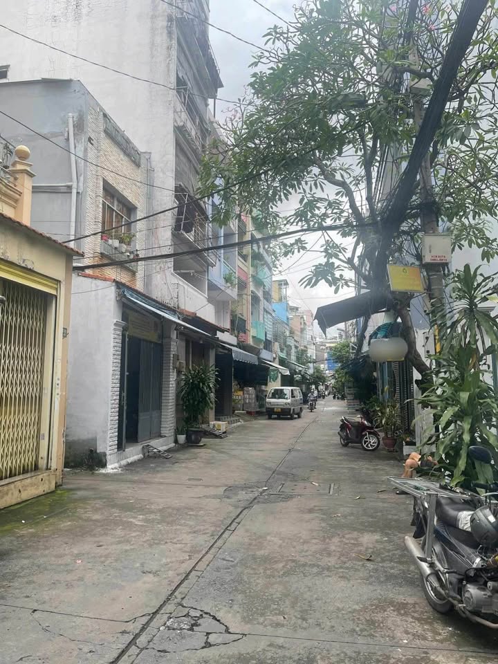 Nhà phố Quận 11, Ông Ích Khiêm 65m² giá 8.95 tỷ - Tiện sửa chữa theo ý thích!