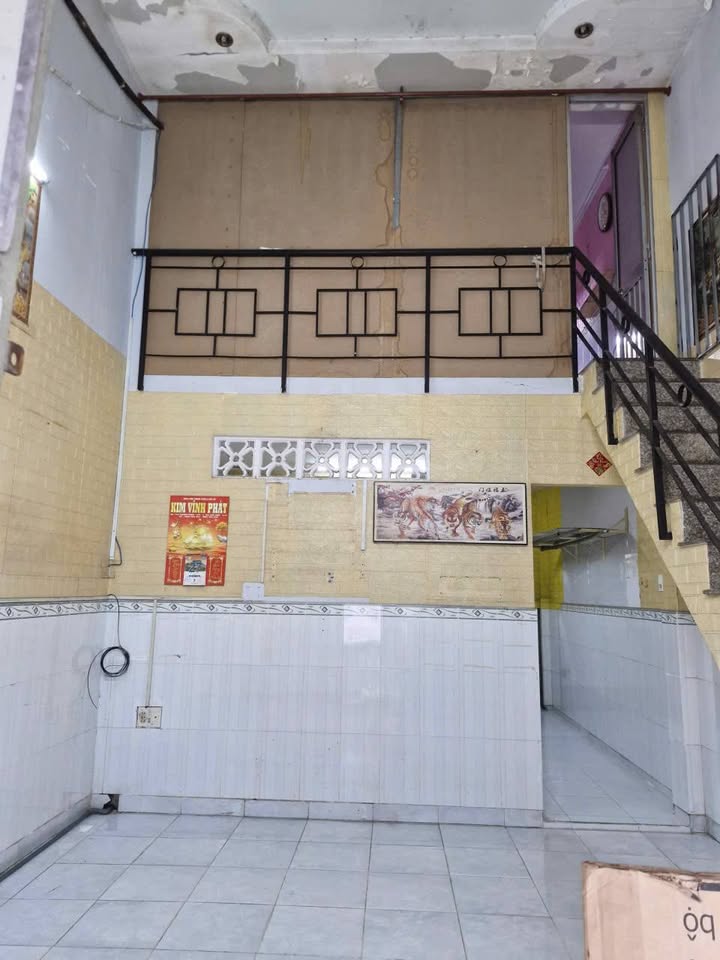 Nhà cho thuê tại Thới Tứ, Hóc Môn 32m² - Giá chỉ 3 triệu/tháng