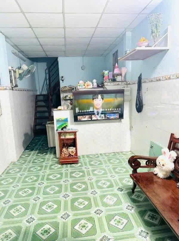 Nhà lầu trệt Tân Thắng Dĩ An 35m² giá 850 triệu - Sẵn sàng vào ở!