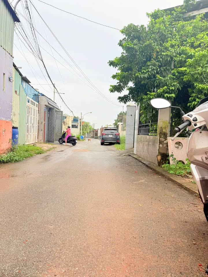 Đất nền Dĩ An 115m² giá 3.4 tỷ - Gần trường cấp 2 Tân Bình!