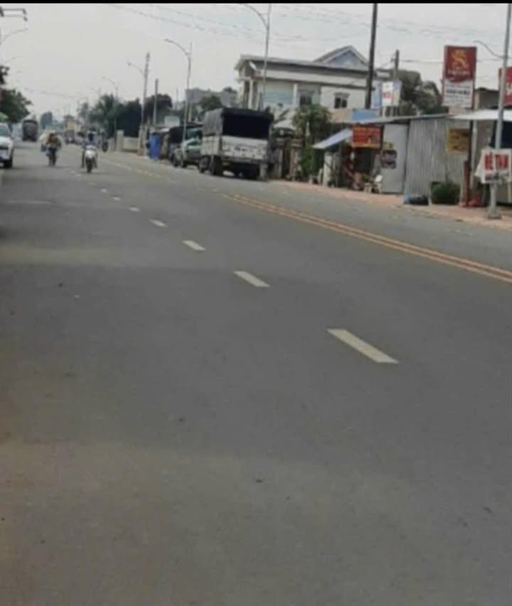 Đất mặt tiền Quốc lộ 1A tại Mỹ Tho 1,6 công giá 5,6 tỷ - Cơ hội đầu tư lớn!