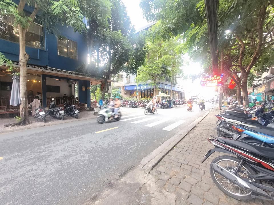 FrontHouse Vũ Huy Tấn, Phú Nhuận 45m² giá 4.85 tỷ - Nhà mới xây, tiện kinh doanh!