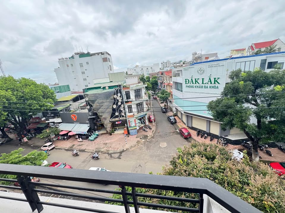 Nhà phố mặt tiền Ngô Quyền Buôn Ma Thuột 113.64m² giá 25 tỷ - Kinh doanh sầm uất!