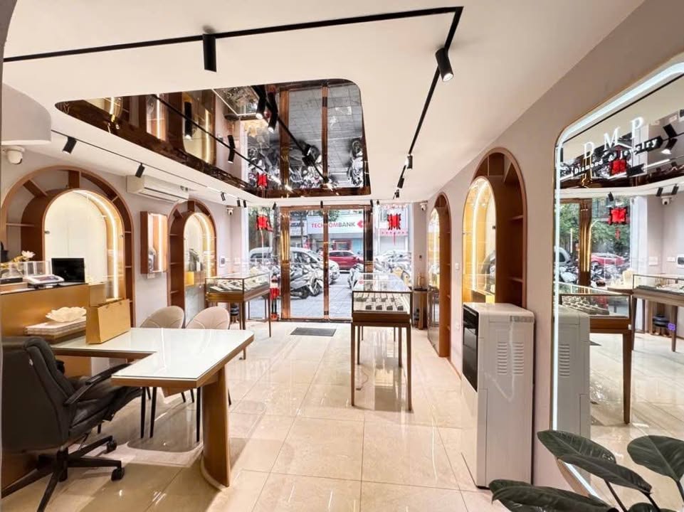 Shophouse Trần Đại Nghĩa 38m² giá 12.5 tỷ - Sổ đỏ chính chủ, giao dịch nhanh!