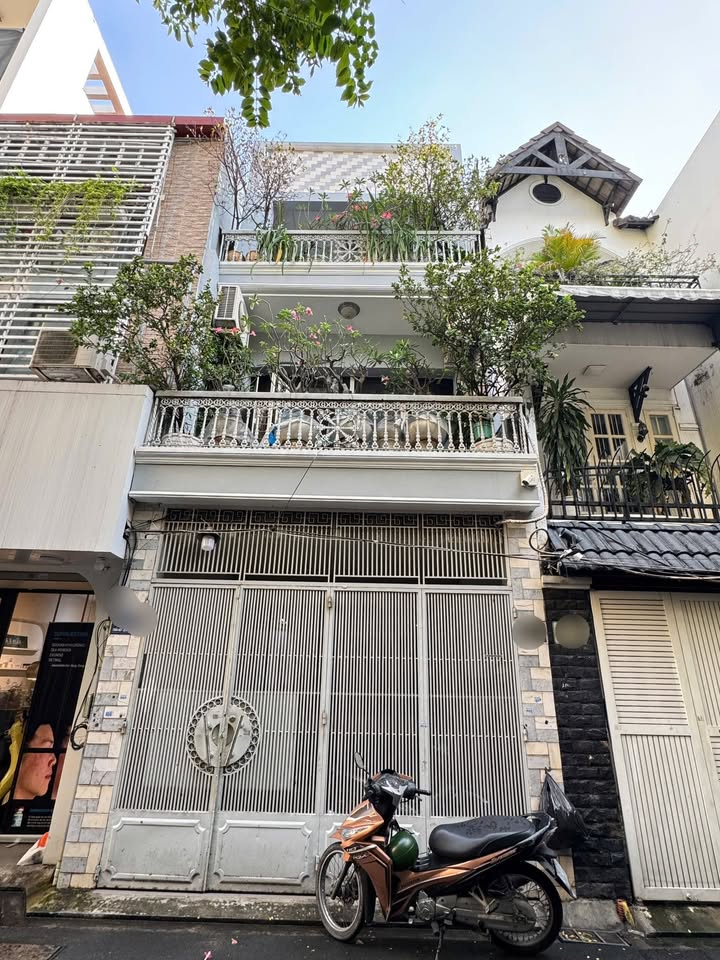 Nhà phố Trần Huy Liệu, Phú Nhuận 70m² giá 16.2 tỷ - Kinh doanh đỉnh cao!