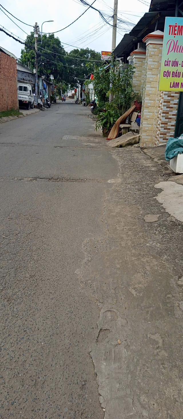 Nhà mặt tiền xã Bà Điểm 120m² giá 4.8 tỷ - Vị trí đắc địa cho kinh doanh