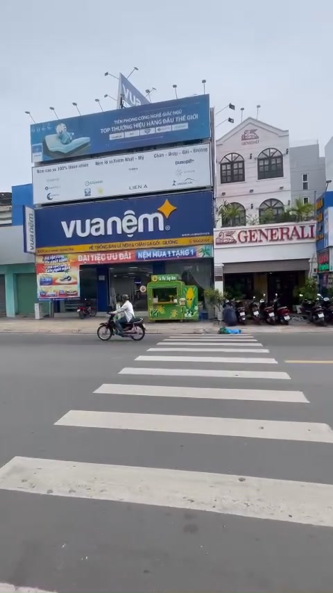 Nhà mặt tiền Cách Mạng Tháng 8, Tân Bình 277m² giá 87 tỷ - Đầu tư sinh lợi ngay!