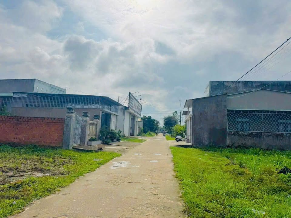 Đất thổ cư Vinh Quang, Kon Tum 450m² - Vị trí đẹp, giá tốt!