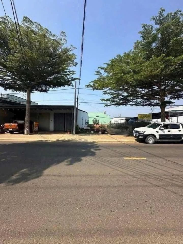 Đất mặt tiền Hùng Vương, Lộc Thắng, Bảo Lâm 150m² giá 4.3 tỷ - Kinh doanh sầm uất!