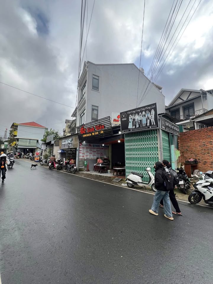 Bán đất tặng nhà Đường Võ Trường Toản 70m² giá 12 tỷ - Sát Trường Đại Học Đà Lạt!