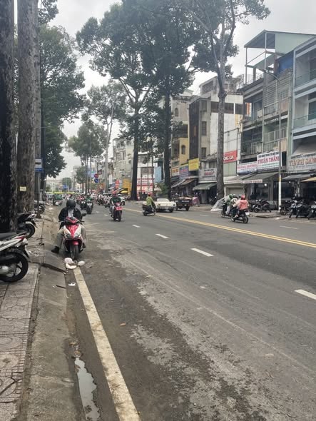 Mặt tiền kinh doanh Ngô Gia Tự Quận 10 diện tích 104m² giá 42 tỷ - Cơ hội đầu tư hấp dẫn!