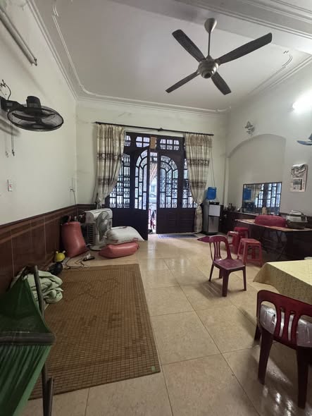 Nhà 3 tầng đường Hồ Tùng Mậu, phường Đông Kinh, 96m² giá 3.1 tỷ - Chính chủ bán gấp!