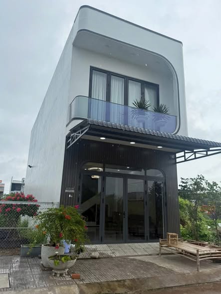 Nhà mặt tiền KDC Nam An Hoà, Rạch Giá 80m² giá 3.15 tỷ - Sẵn sàng vào ở!