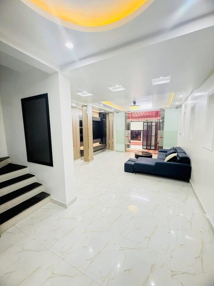 Nhà 3 tầng lô góc đường Lê Lai, Ngô Quyền, Hải Phòng - Giá chỉ 4.35 tỷ