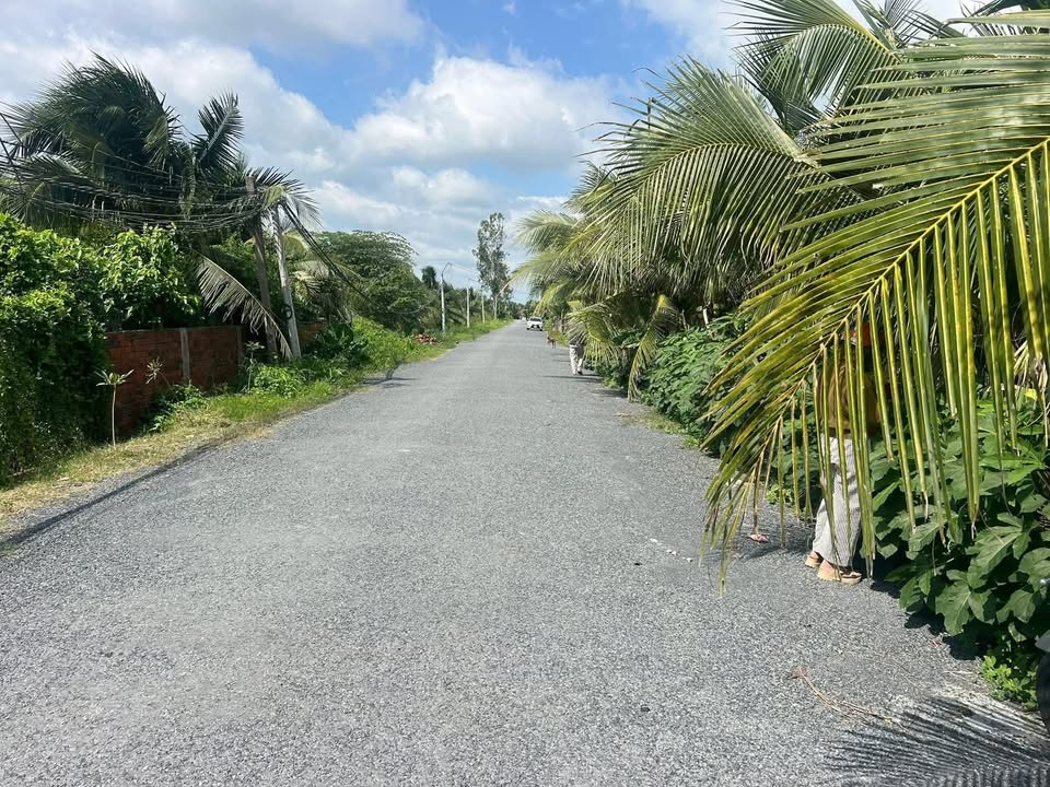 Đất mặt tiền xã Phú Thuận, diện tích 2460m² giá 6.6 tỷ - Cơ hội đầu tư tuyệt vời!