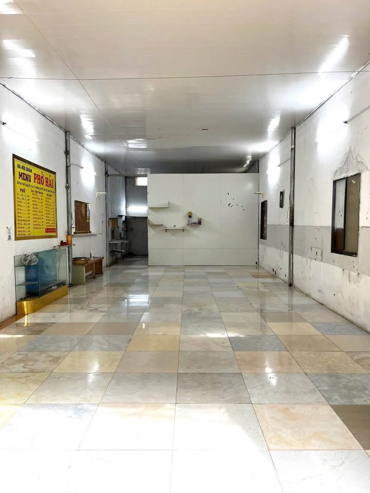 Nhà cấp 4 cho thuê mặt tiền đường Nguyễn Thái Học, Vũng Tàu 100m² - Kinh doanh thuận lợi!