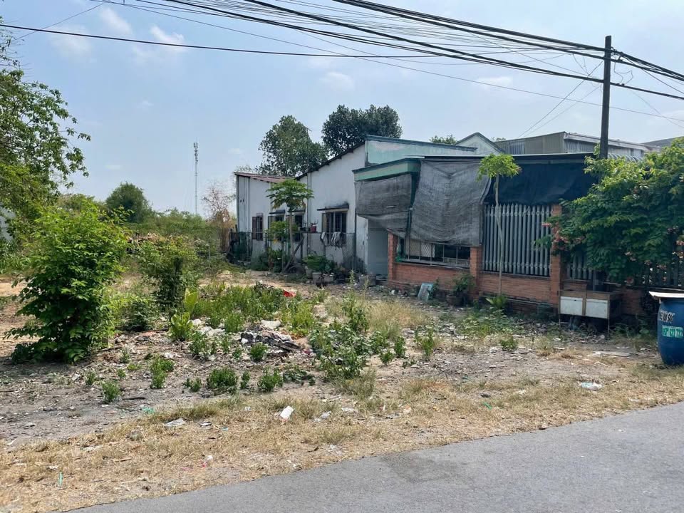 Đất nền mặt tiền đường Sông Lu2, xã Hòa Phú, Củ Chi 193m² giá 3.7 tỷ - Khu dân cư đông đúc!