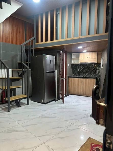 Nhà thuê mới đẹp hẻm 3 gác Sư Vạn Hạnh, Quận 10 - Chỉ 10 triệu/tháng!