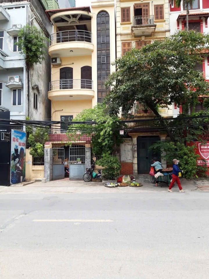 Nhà mặt phố Đặng Tiến Đông, Đống Đa 96m² giá 70 tỷ - Kinh doanh sầm uất!