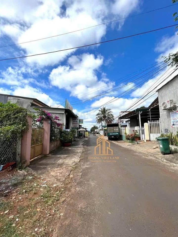 Đất nền Hẻm 142 Y Moan, Buôn Ma Thuột 105m² giá 4.95 tỷ - Cơ hội đầu tư không thể bỏ lỡ!