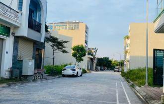 Đất nền lô góc hướng Tây Nam 90m² giá 3 tỷ - View vườn hoa tuyệt đẹp!